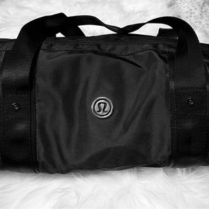 Lululemon Yoga Tube Duffle Bag, Black (Rare)